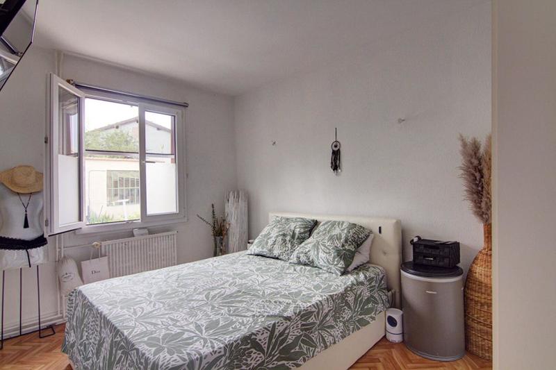 Maison - 96 m² - 5 pièces