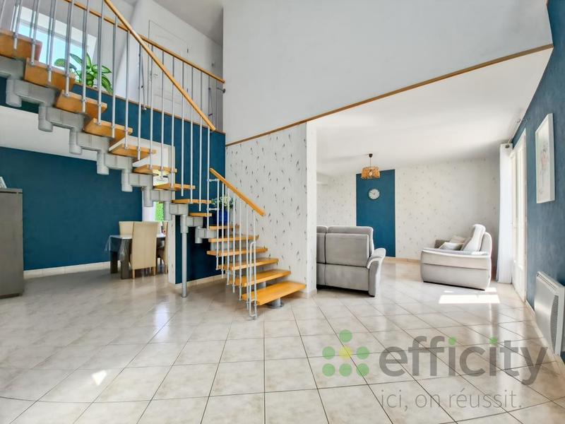 Maison - 160 m² - 7 pièces