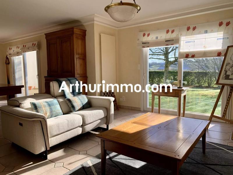 Maison - 197 m² - 6 pièces