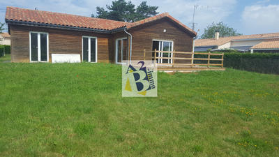 Maison - 115 m² - 4 pièces