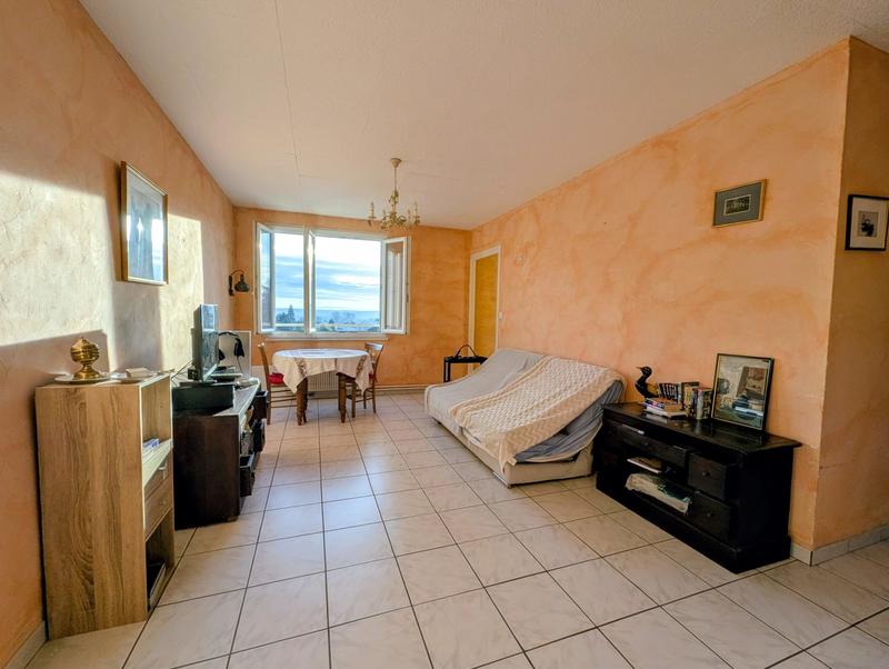 Appartement - 56 m² - 3 pièces