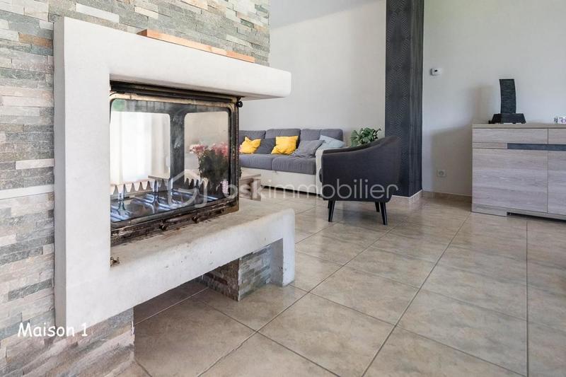 Propriété - 410 m² - 16 pièces