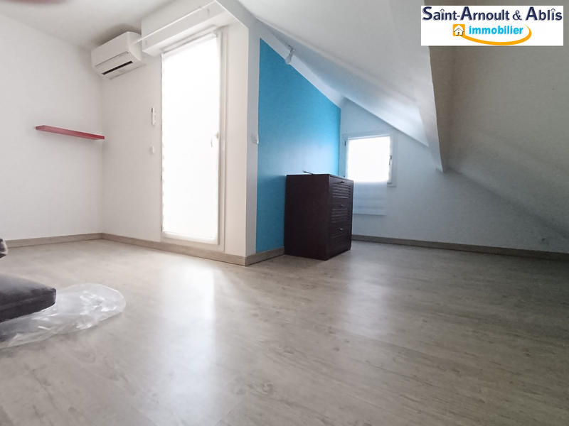 Maison - 96 m² - 5 pièces