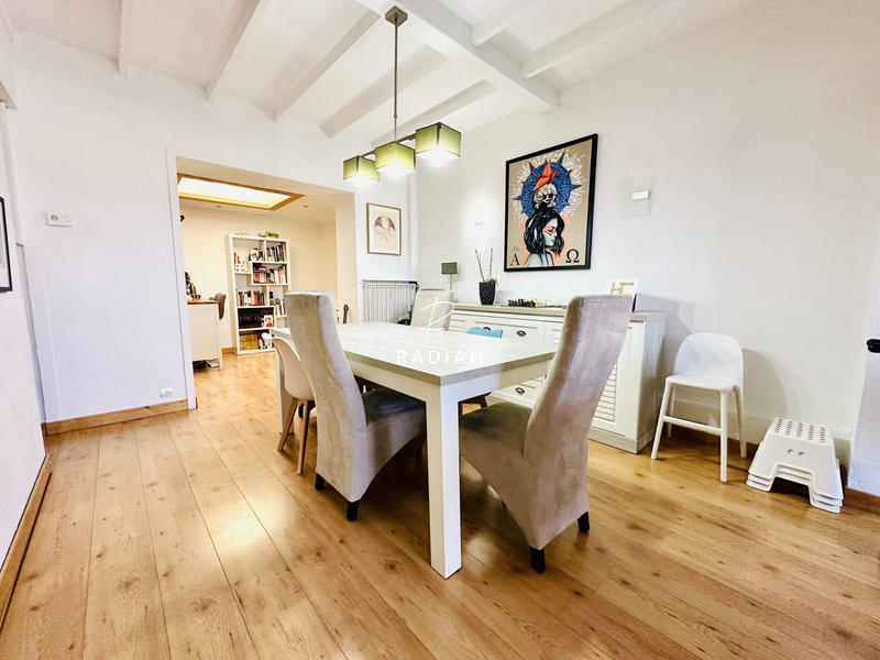 Maison - 160 m² - 5 pièces