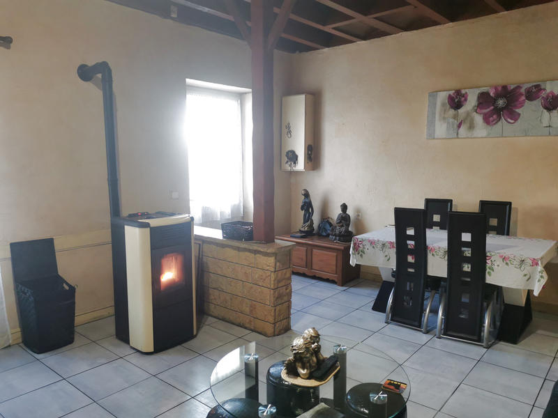 Maison de village - 90 m² - 4 pièces