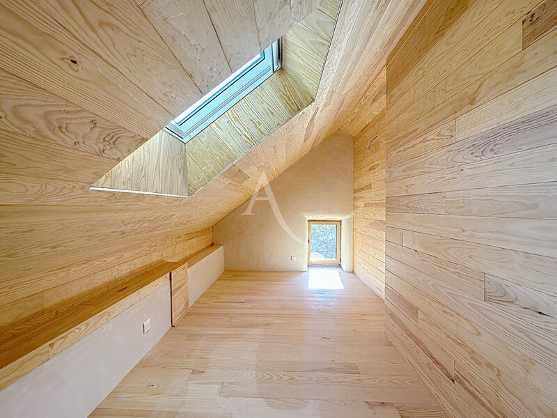 Maison - 124 m² - 5 pièces