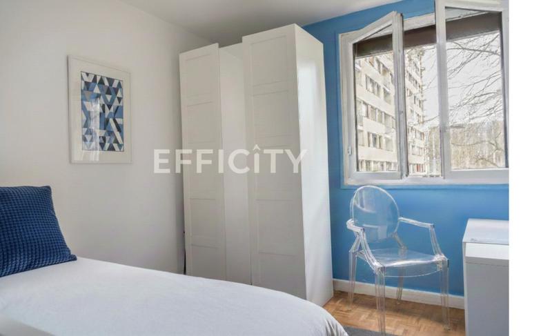 Appartement - 90 m² - 5 pièces