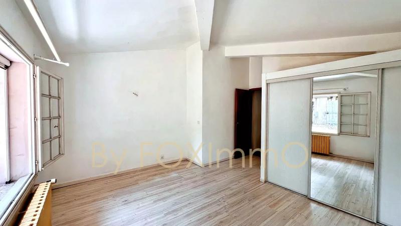 Villa - 201 m² - 6 pièces