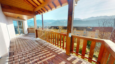 Maison - 150 m² - 4 pièces