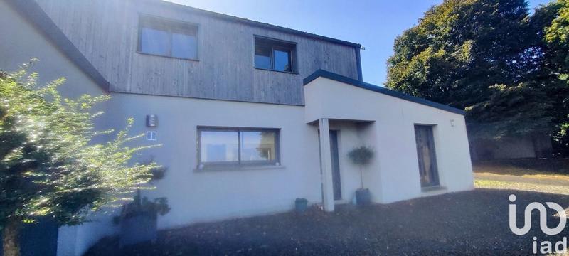 Maison - 170 m² - 8 pièces