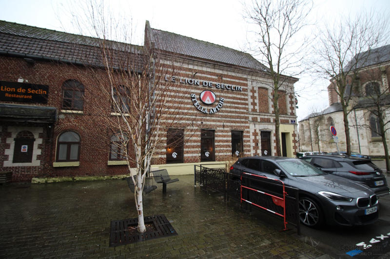 Maison ancienne - 350 m² - 10 pièces