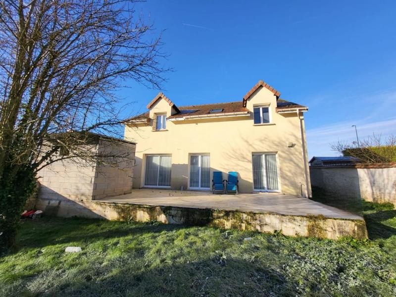 Maison - 175 m² - 7 pièces