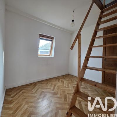 Maison - 70 m² - 5 pièces