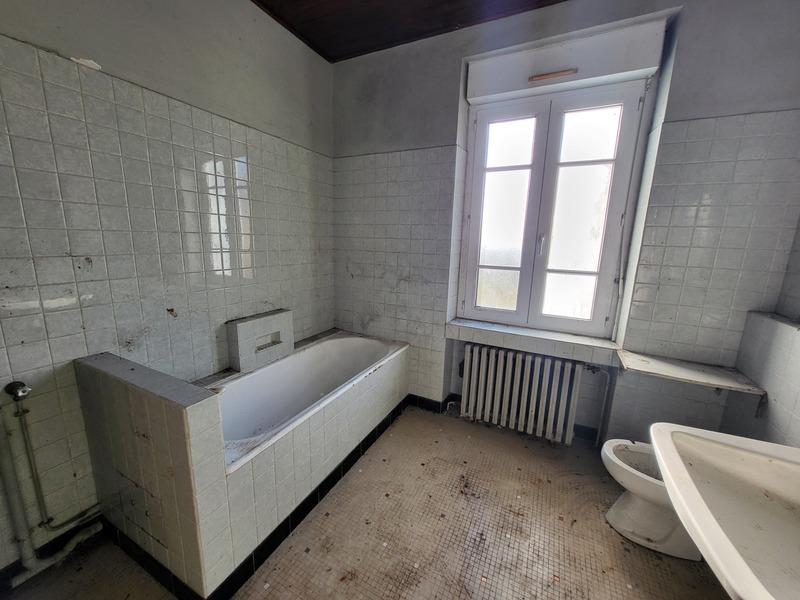 Maison - 102 m² - 5 pièces