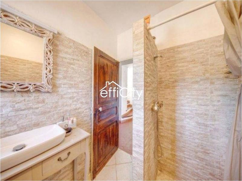 Maison - 134 m² - 7 pièces