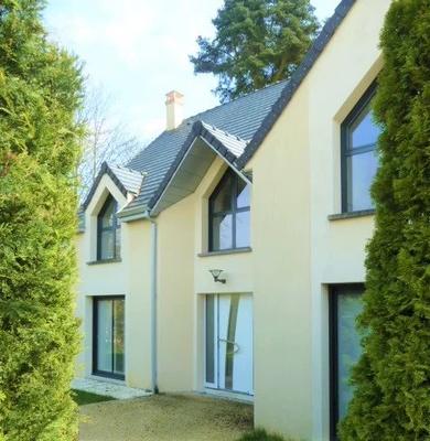 Maison - 180 m² - 6 pièces