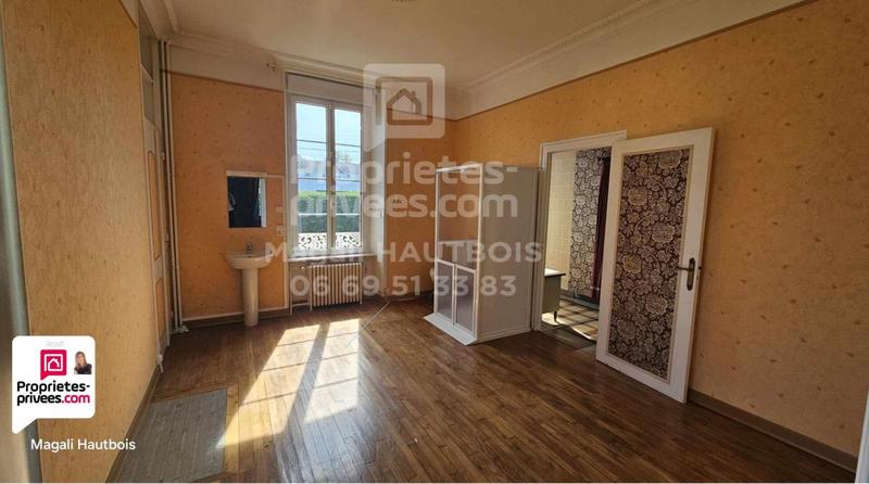 Propriété - 197 m² - 10 pièces