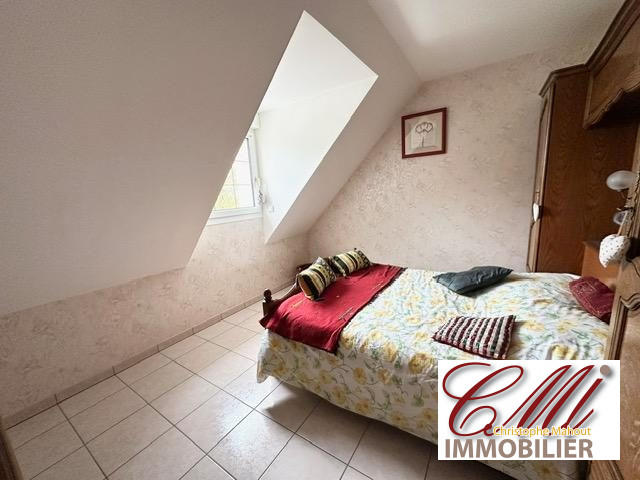 Maison - 385 m² - 11 pièces