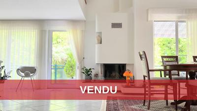 Triplex - 195 m² - 6 pièces