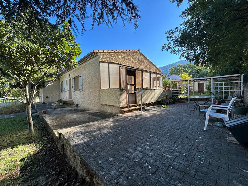 Maison - 83 m² - 4 pièces