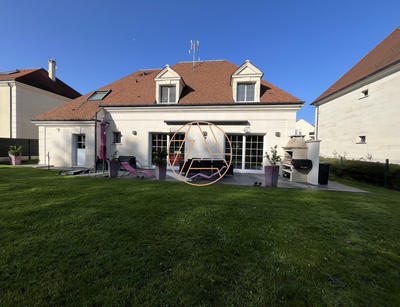 Maison - 147 m² - 7 pièces