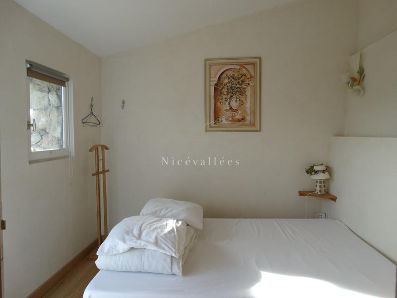 Maison - 180 m² - 8 pièces