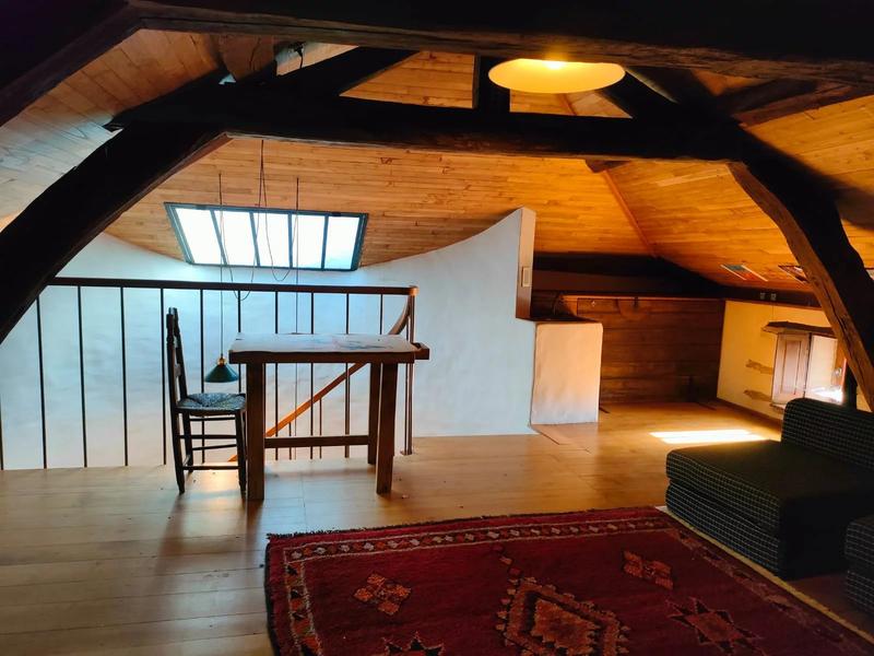 Propriété - 258 m² - 9 pièces