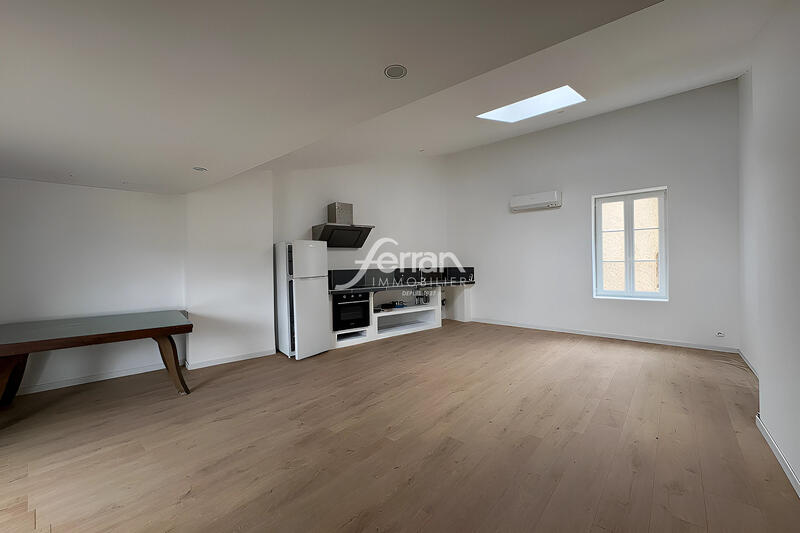 Appartement - 80 m² - 3 pièces