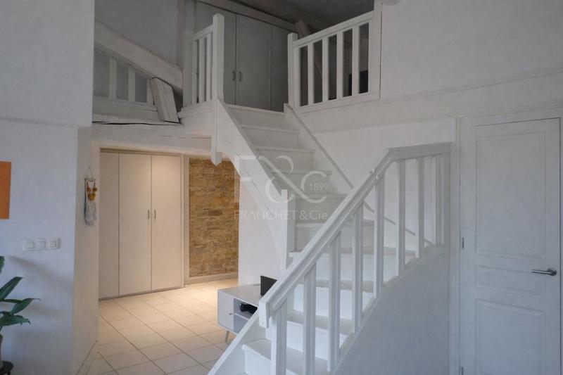 Appartement - 85 m² - 5 pièces