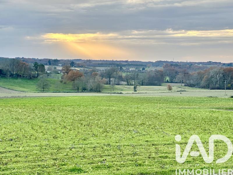 Maison - 271 m² - 10 pièces