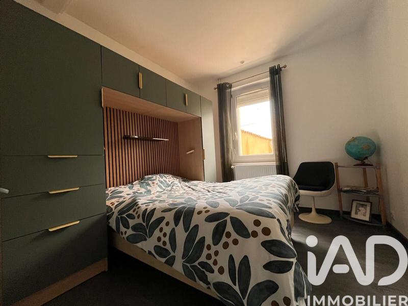 Maison - 250 m² - 6 pièces