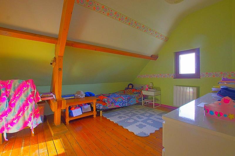 Maison - 102 m² - 5 pièces