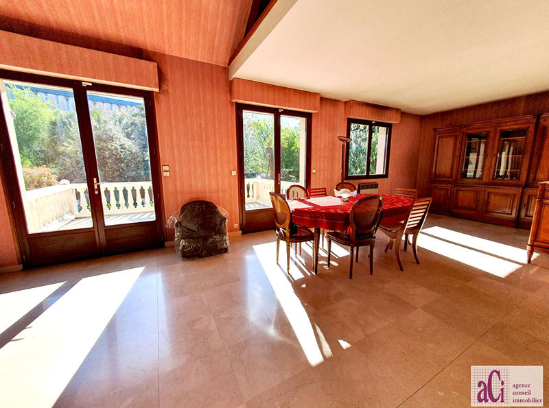 Maison - 188 m² - 5 pièces