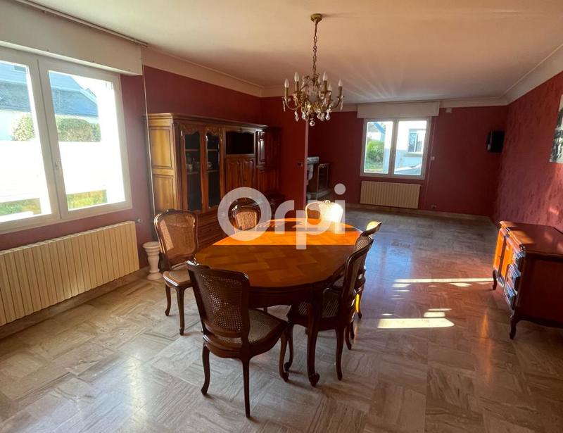 Maison - 195 m² - 6 pièces
