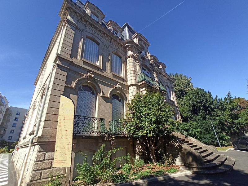 Fonds de commerce - 783 m²