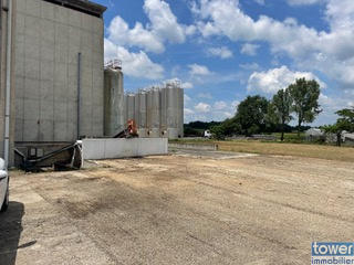 Local d'activités - 9 637 m²