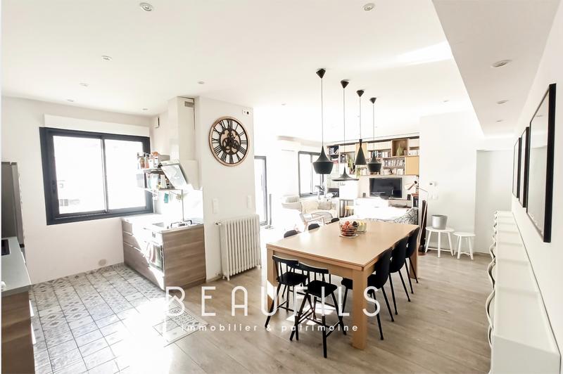 Appartement - 93 m² - 4 pièces