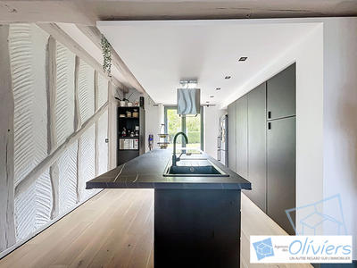 Appartement - 85 m² - 3 pièces