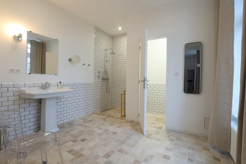 Château - 537 m² - 14 pièces