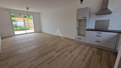 Maison - 84 m² - 4 pièces