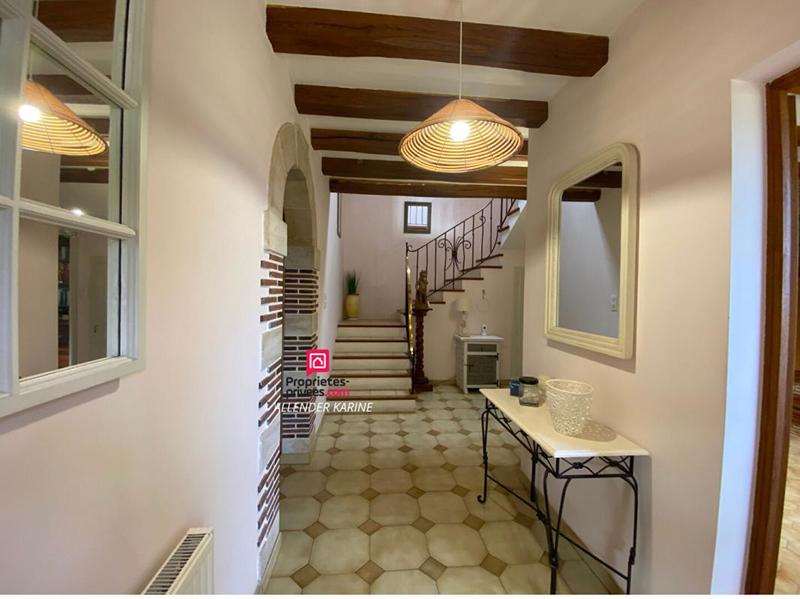 Maison - 170 m² - 5 pièces