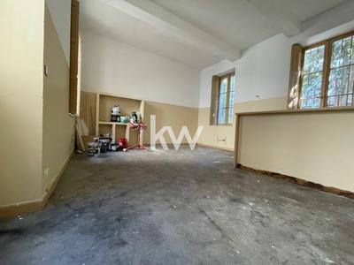 Appartement - 179 m² - 6 pièces