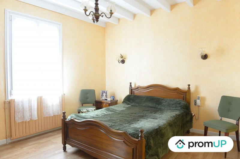 Maison traditionnelle - 140 m² - 5 pièces