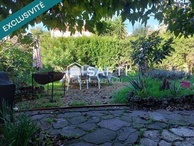 Maison - 92 m² - 5 pièces