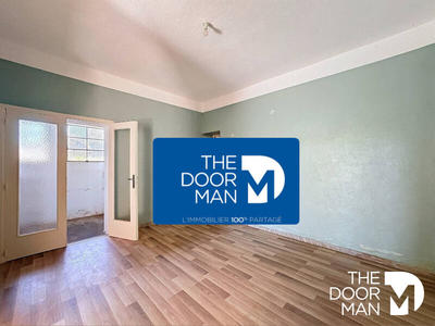 Maison - 240 m² - 10 pièces