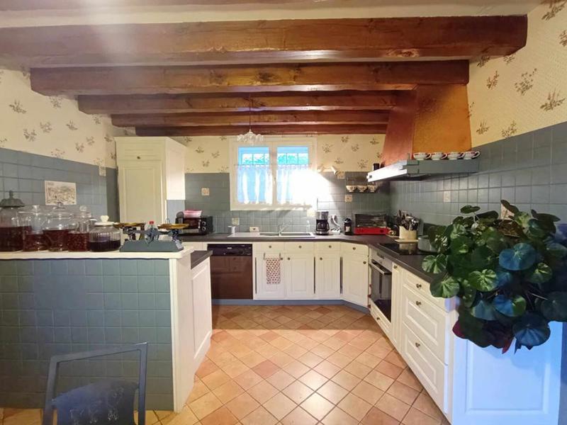 Maison - 181 m² - 6 pièces