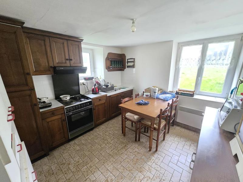 Maison - 215 m² - 12 pièces