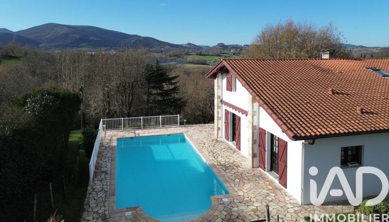 Maison de maîtres - 160 m² - 7 pièces
