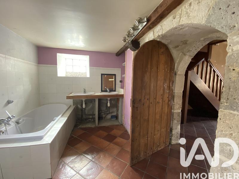 Maison - 252 m² - 8 pièces