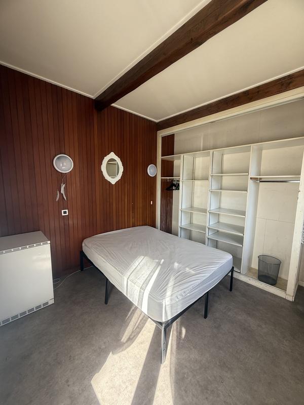 Maison - 227 m² - 12 pièces